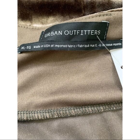 Urban Outfitters Velour Taupe Mini Skirt Size XL - Picture 3 of 7